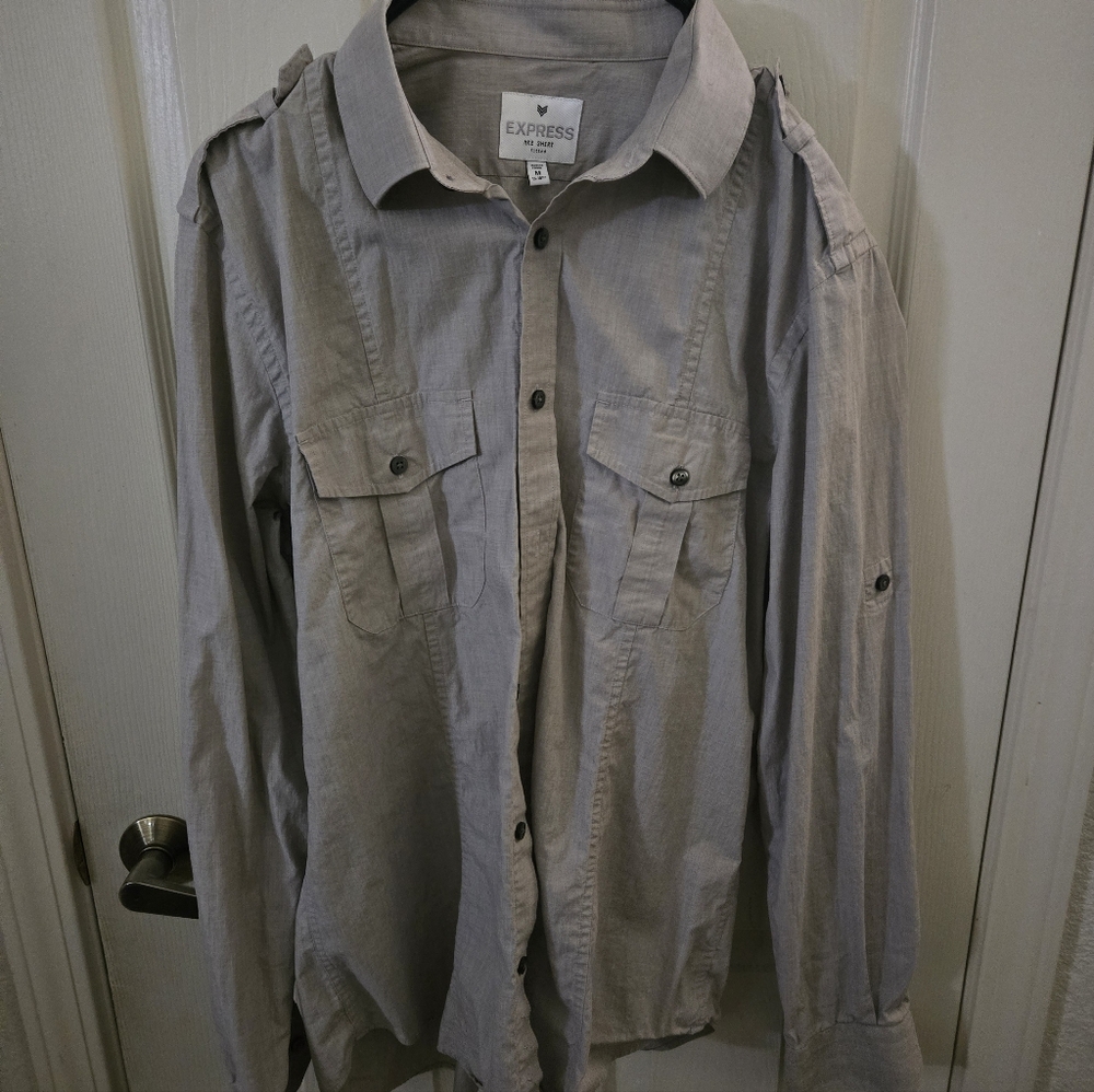 Express Men's Light Gray Button-Up Utility Shirt Jacket